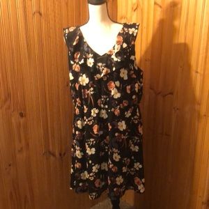 Black floral size 2 Maurices dress
